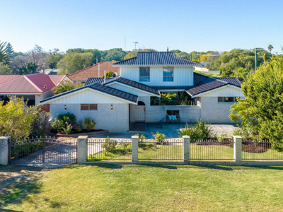 5 Bedroom Detached House West Busselton WA For Sale At