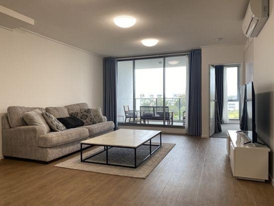 1 Bedroom Apartment Unit Robina QLD For Rent At 630