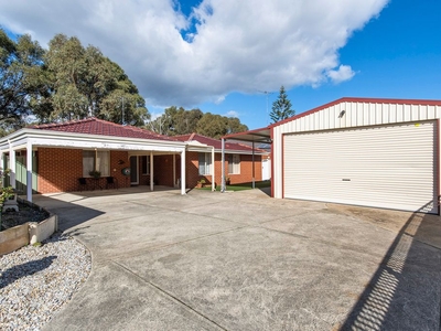 53 Sunningdale Chase, Meadow Springs WA 6210 - House For Sale