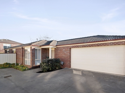Secure, Stylish and Spacious Living in Altona Meadows
