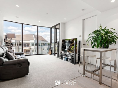 704/681 Chapel Street south yarra VIC 3141