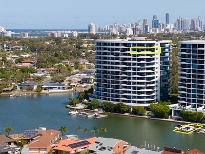 11201/5 Harbour Side Court, Biggera Waters, QLD 4216