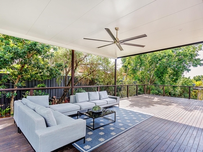 Gold Coast Lifestyle At It's Best With This Four Bedroom Family Home And Best Entertaining Deck!