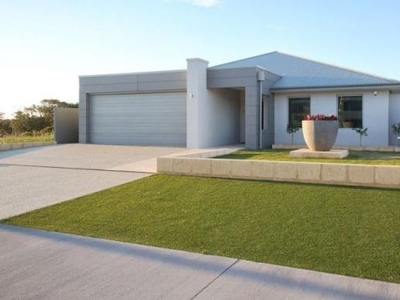 5 Bedroom Detached House Beresford WA For Sale At