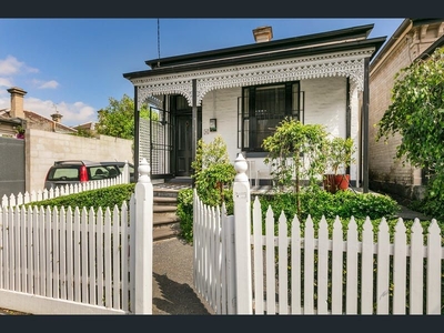 Corner Victorian Home with rear ROW in the Heart of South Yarra