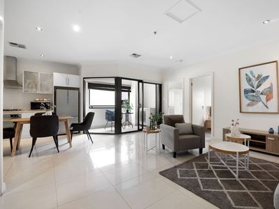 Stunning And Spacious Apartment - An Oasis In The Heart Of The CBD!