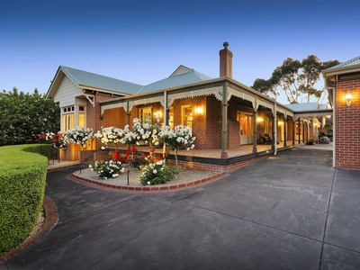 Exclusive living in Beaconsfield