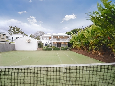 'LAMASTON' - BREATHTAKING QUEENSLANDER WITH TENNIS COURT ON 1,316SQM