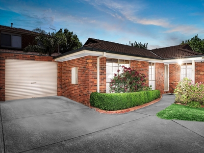 Perfect First Home or Investment - Walk to Westfield & South Morang Station