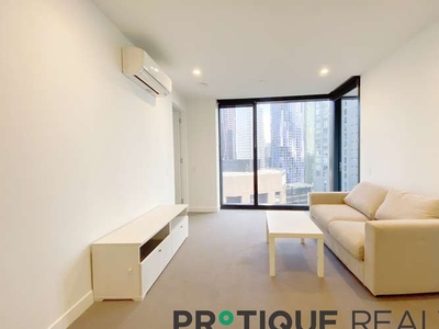 Swanston Central | Furnished 3 Bed 2 Bath Apartment | Near Victoria and Uni Melb