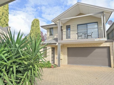 3 Bedroom Detached House Belmont WA For Sale At 500000