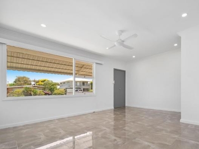 4 bedroom, Morley WA 6062