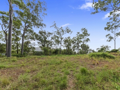 6.8 Elevated Acres Capturing Moreton Bay Views!