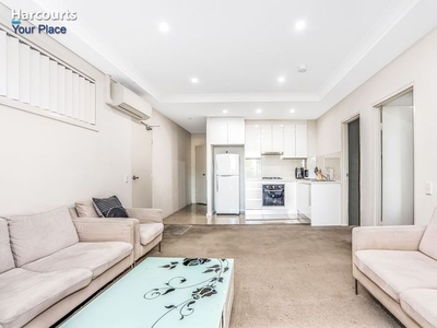 13/11-15 Peggy Street, Mays Hill, NSW 2145