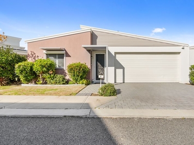 9 Emily Loop, Madeley, WA 6065