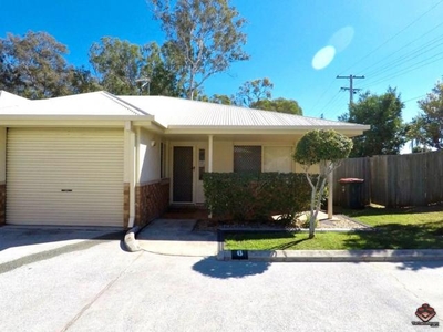3 Bedroom Villa Carindale QLD For Sale At