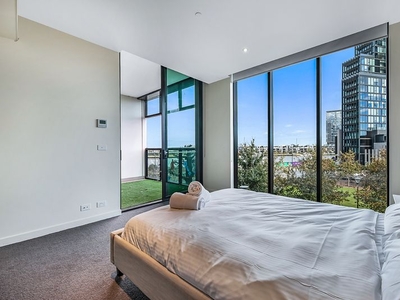 104/9 Waterside Place, Docklands, VIC 3008