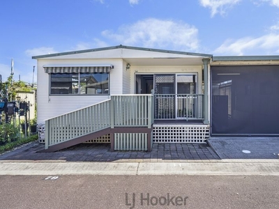 11 Second/687 Pacific Highway, Belmont, NSW 2280