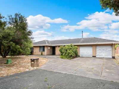 12 Asteroid Way, Carlisle, WA 6101