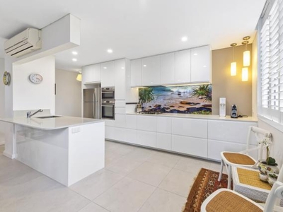 2 Bedroom Apartment Unit Southport QLD For Sale At 729000