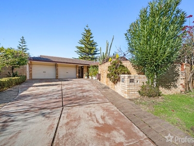 67 Mereworth Way, Marangaroo, WA 6064