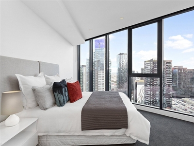 Southbank Central: 22nd Floor - Enjoy the Great Life Style!