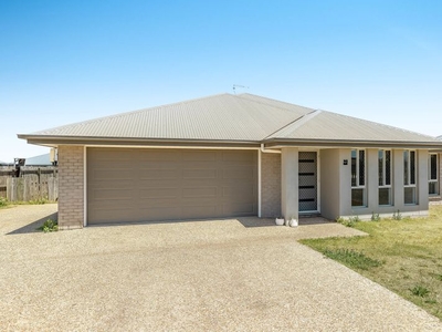 47 Magpie Drive, Cambooya, QLD 4358