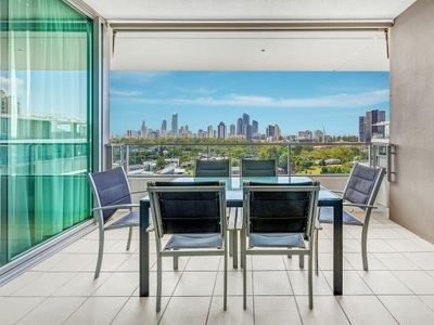 2 Bedroom Apartment Unit Broadbeach Waters QLD For Sale At 935000