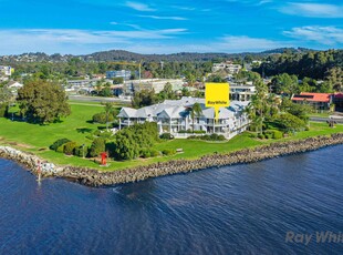 ARGUABLY THE MOST SOUGHT AFTER LUXURY WATERFRONT APARTMENT IN BATEMANS BAY
