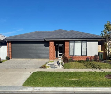 1 Bedroom House Armstrong Creek VIC