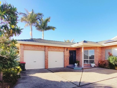 3 Bedroom Villa Forster NSW For Sale At 669000