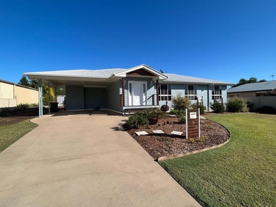 4 Bedroom Detached House Emerald QLD For Sale At 515000