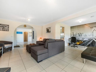 3 Bedroom Detached House Tyabb VIC For Sale At
