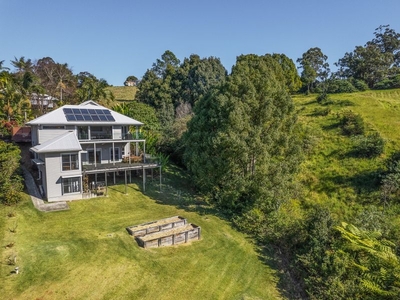 START BID $1.495M - TIMED AUCTION. Stunning Three-Bedroom Home with Sweeping Hinterland Views