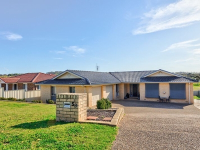 59 Templemore Street, Young, NSW 2594