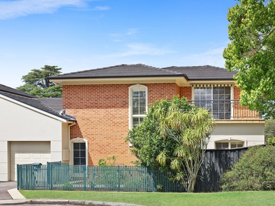Quality Torrens title duplex steps to the village