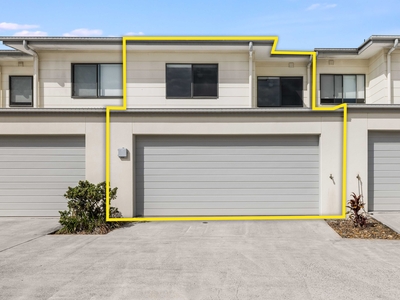 Contemporary Buderim Townhouse in Sought After Location