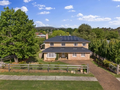 9 Rosemary Crescent, Bowral, NSW 2576