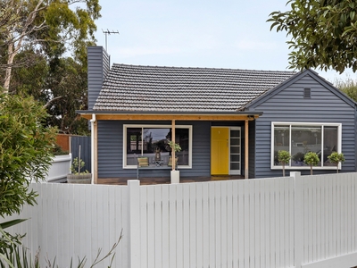 Captivating Charm in this Cosy Weatherboard Home