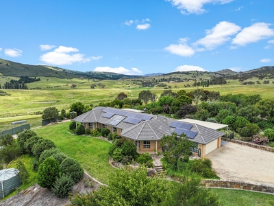Secluded Luxury Living with Prime Agricultural Potential Near Canberra