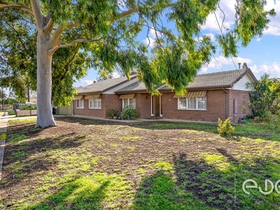 1 Rhus Avenue, Parafield Gardens, SA 5107