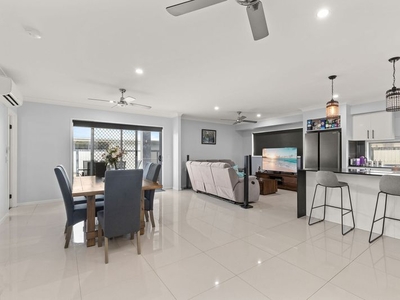 13 Pearl Crescent, Caloundra West, QLD 4551