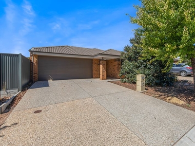 16 St Georges Way, Blakeview, SA 5114