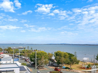 Unit 8/56 Oxley Ave, Woody Point, QLD 4019