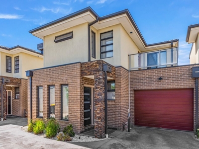 2/23 Ross Street, Dandenong VIC 3175 - Townhouse For Sale