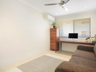 2 bedroom, Surfers Paradise QLD 4217