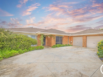 2/15 Regent Street, Moama NSW 2731 - Townhouse For Lease