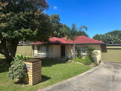 16 George Street, Reynella SA 5161 - House For Lease