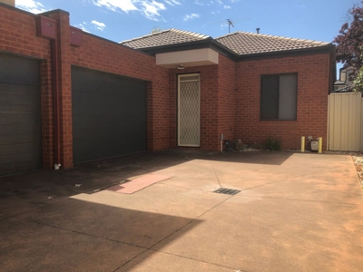 2/9 Fitzroy Street, Laverton VIC 3028 - Unit For Lease