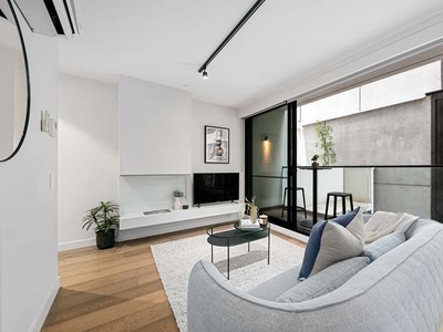 Elegant Apartment in the Perfect South Yarra location